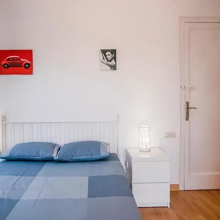 Σπίτι διακοπών Lovely In With Kitchen *